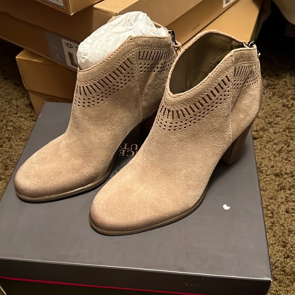 Vince Camuto